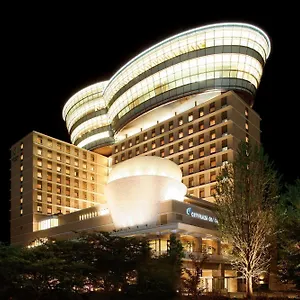 Plaza 4* Osaka
